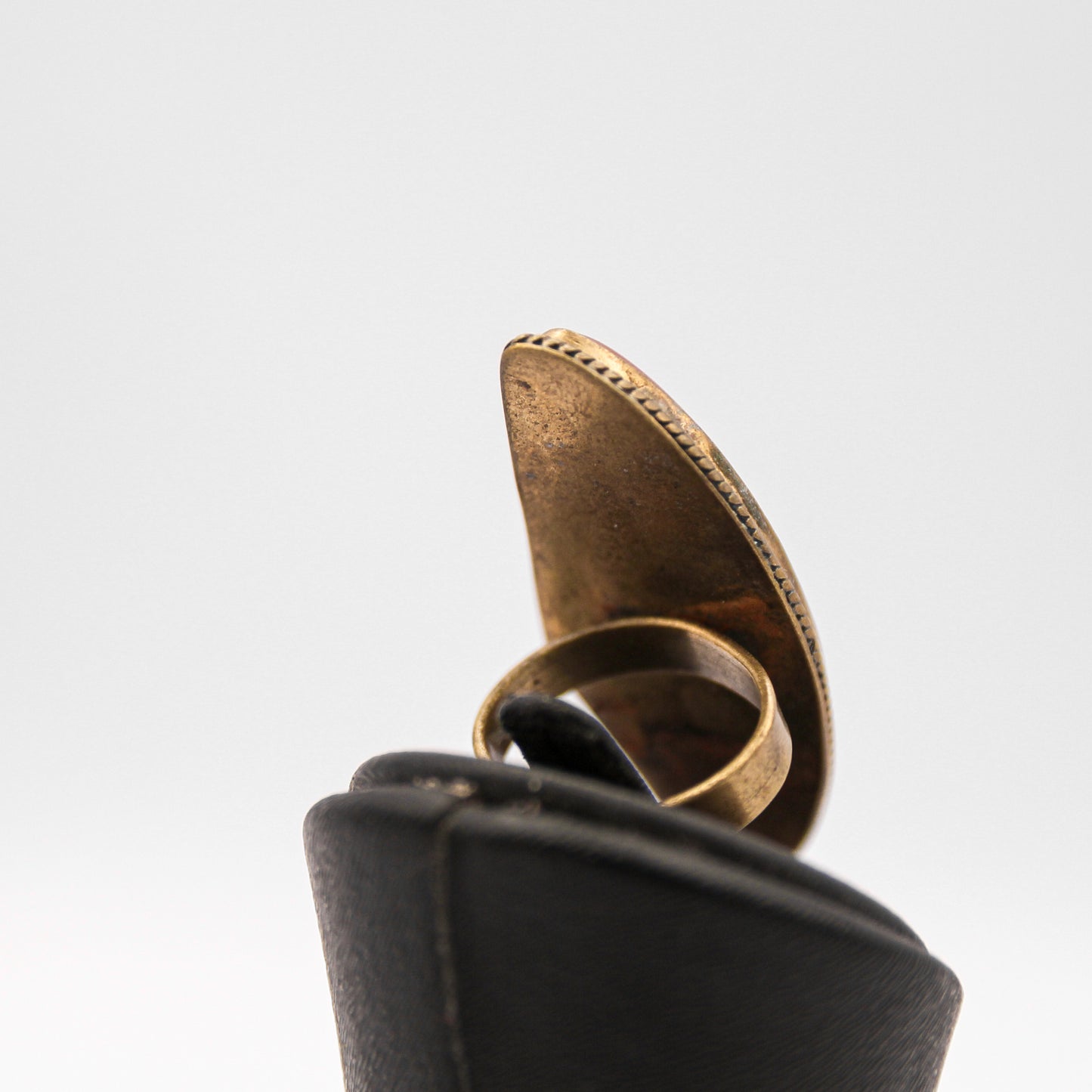 'NAIMA' RING