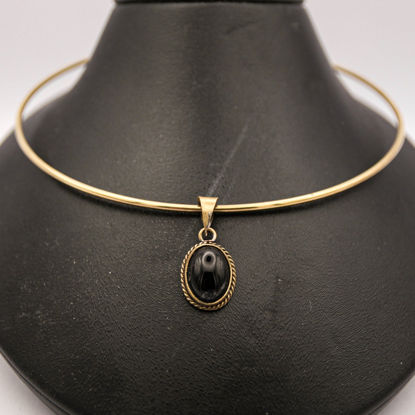 'WARDAN' CHOKER