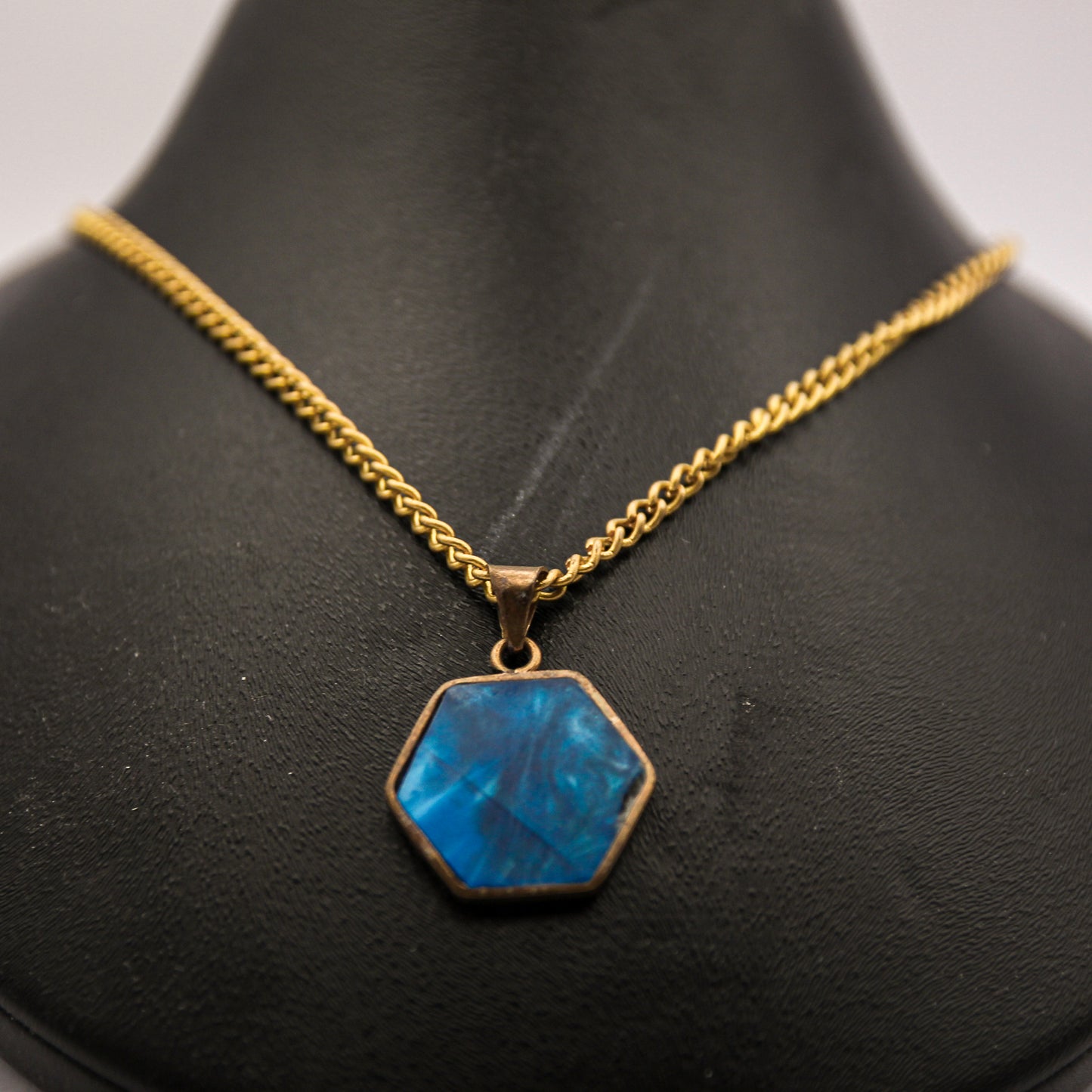 'NABILA' NECKLACE