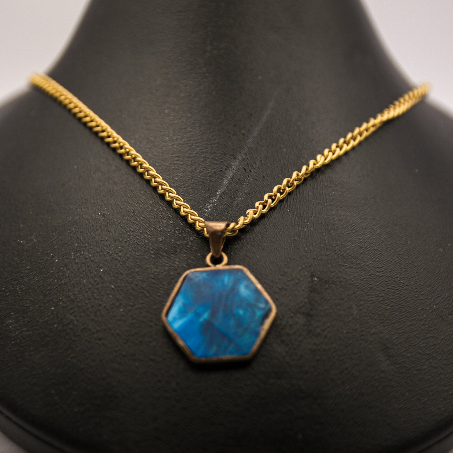 'NABILA' NECKLACE