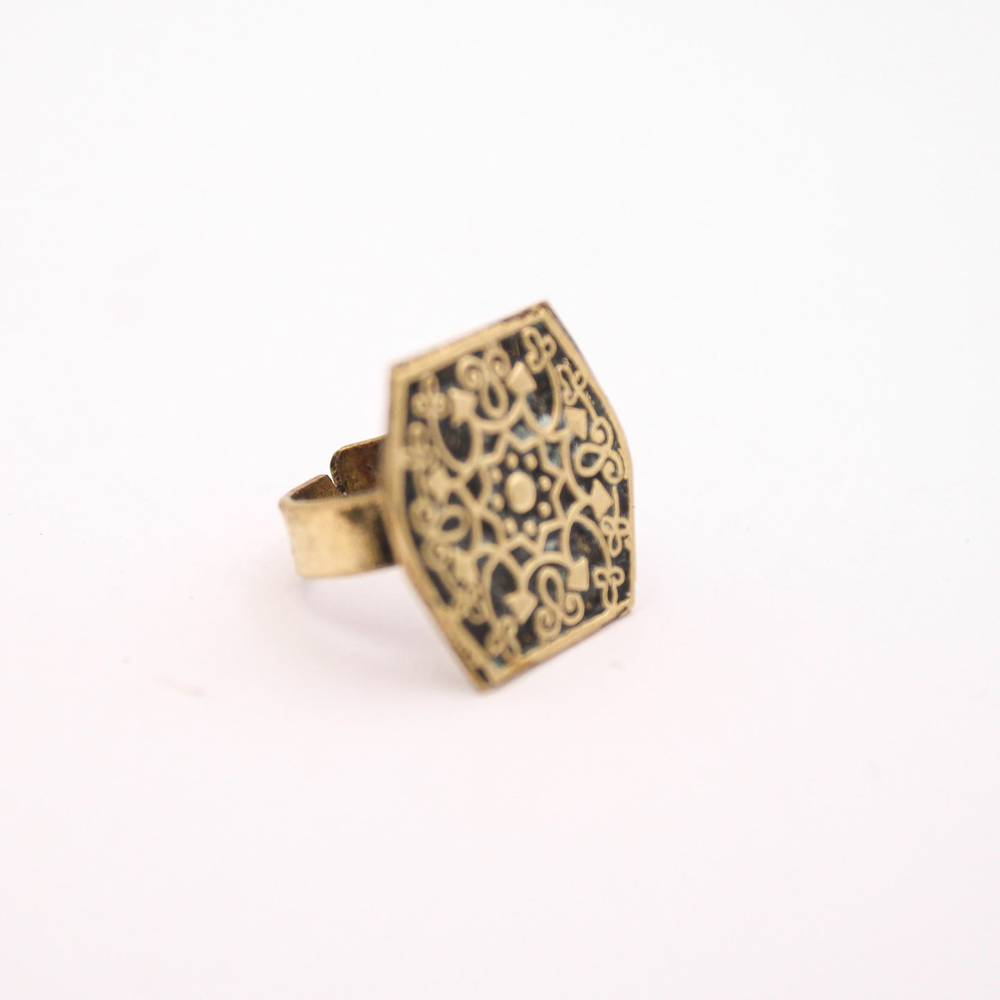 'HERAA' RING