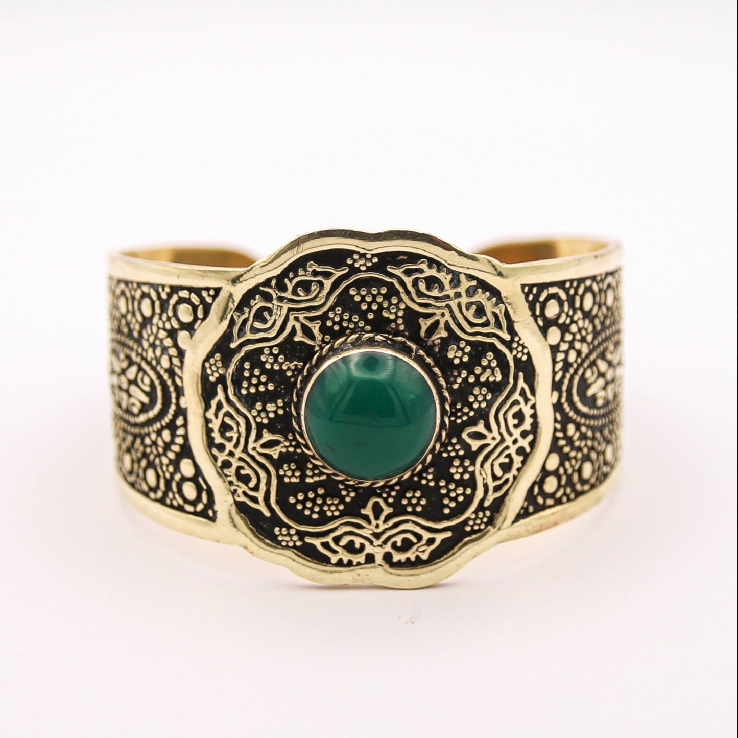 'NADA' CUFF