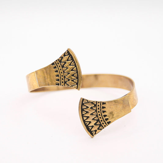 'LUTUS' CUFF