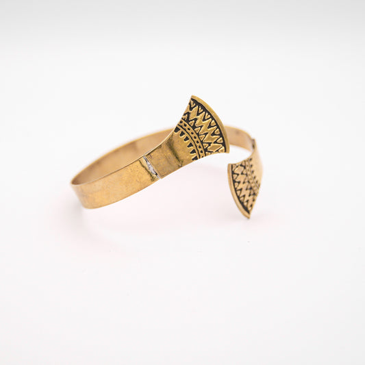 'LUTUS' CUFF